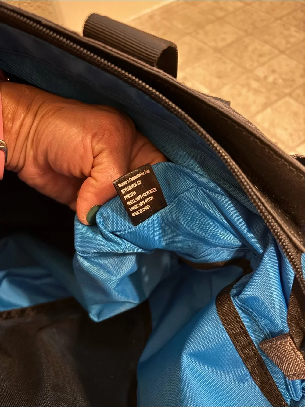 Betabrand Commuter Laptop Gray Black Messenger Bag with Blue Interior